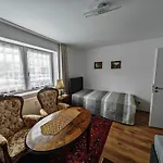 E1 - Gut Ausgestattete 3-zimmerwohnung 68 Qm Fuer 1-5 Personen 2xzz 1xsc Appartement
