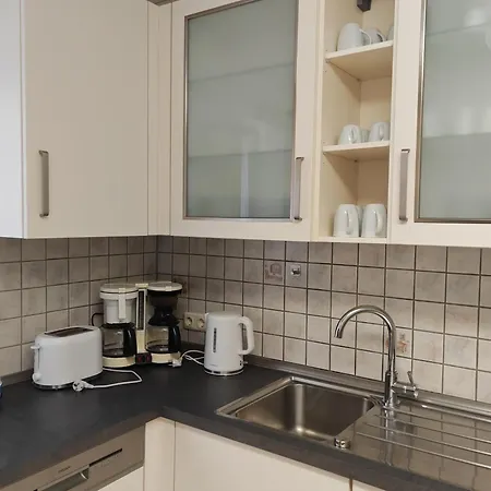 E1 - Gut Ausgestattete 3-zimmerwohnung 68 Qm Fuer 1-5 Personen 2xzz 1xsc