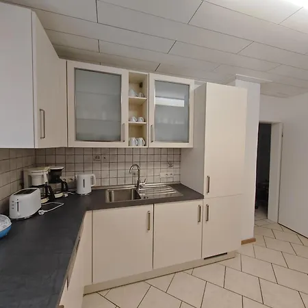Apartment E1 - Gut Ausgestattete 3-zimmerwohnung 68 Qm Fuer 1-5 Personen 2xzz 1xsc *