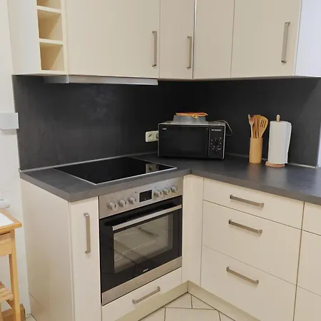 E1 - Gut Ausgestattete 3-zimmerwohnung 68 Qm Fuer 1-5 Personen 2xzz 1xsc *